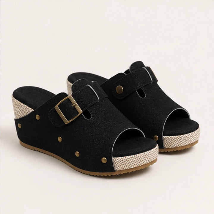 Minora Platform Sandals - Black - cushioned sandals - Brondals - Image 4
