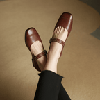 Zapatos Mary Janes de cuero genuino Constella