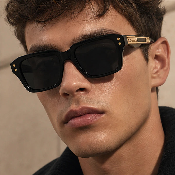 Laventia Square Sunglasses - Black/Gold - lightweight frame - Brondals - Image 6