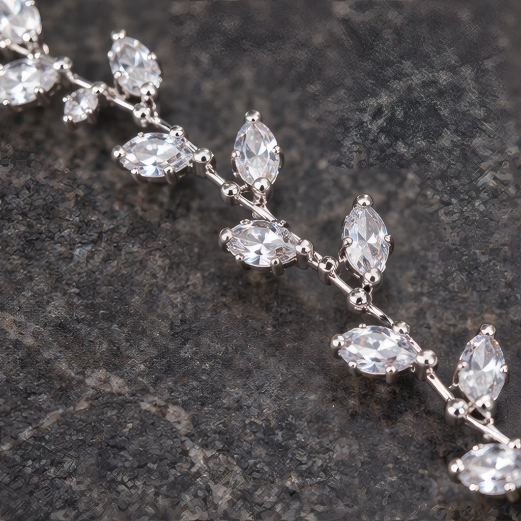Annabel Crystal Vine Handpiece - Silver - female - Brondals - Image 3