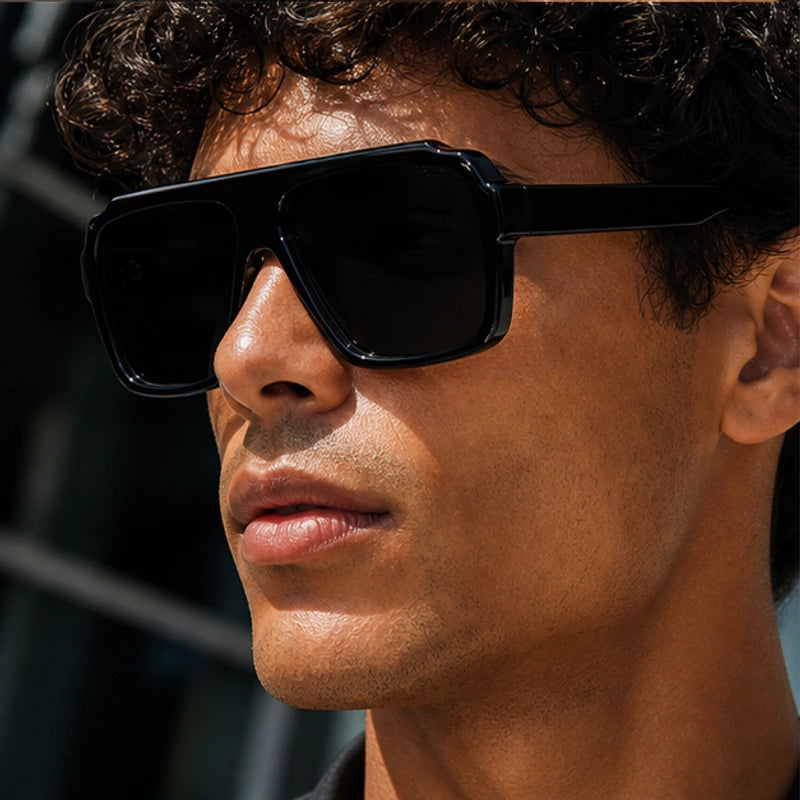 Certra Retro Sunglasses - Classic Black - gradient lenses - Brondals - Image 5