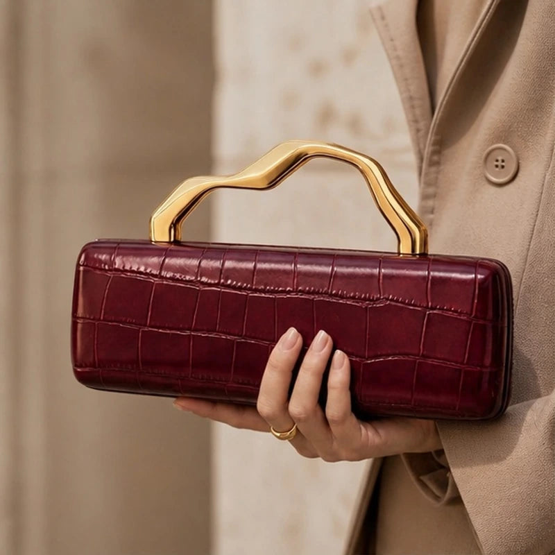 Carys Structured Croc-Embossed Leather Clutch - Burgundy - clutch bag - Brondals - Image 3