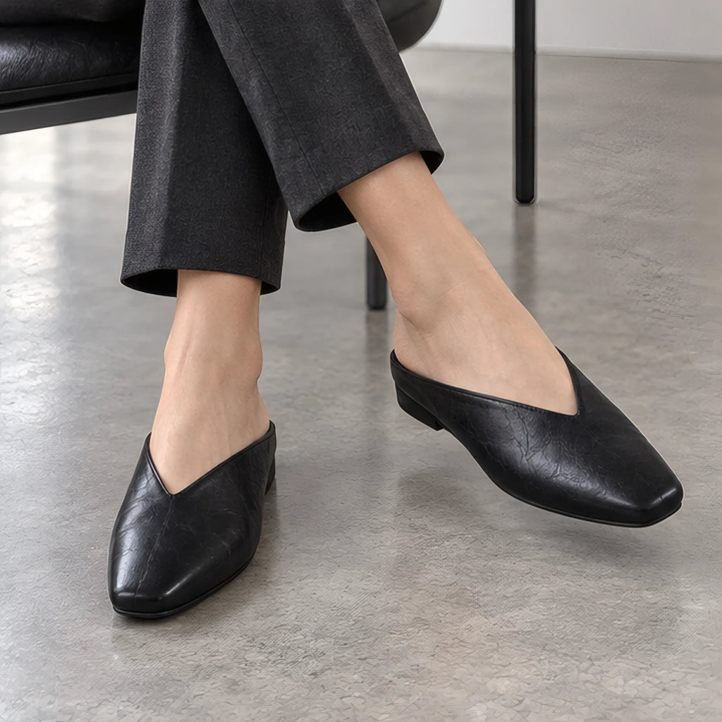Giulia Women's Metallic Square-Toe Leather Flat Mules - Black - wap - Brondals - Image 2