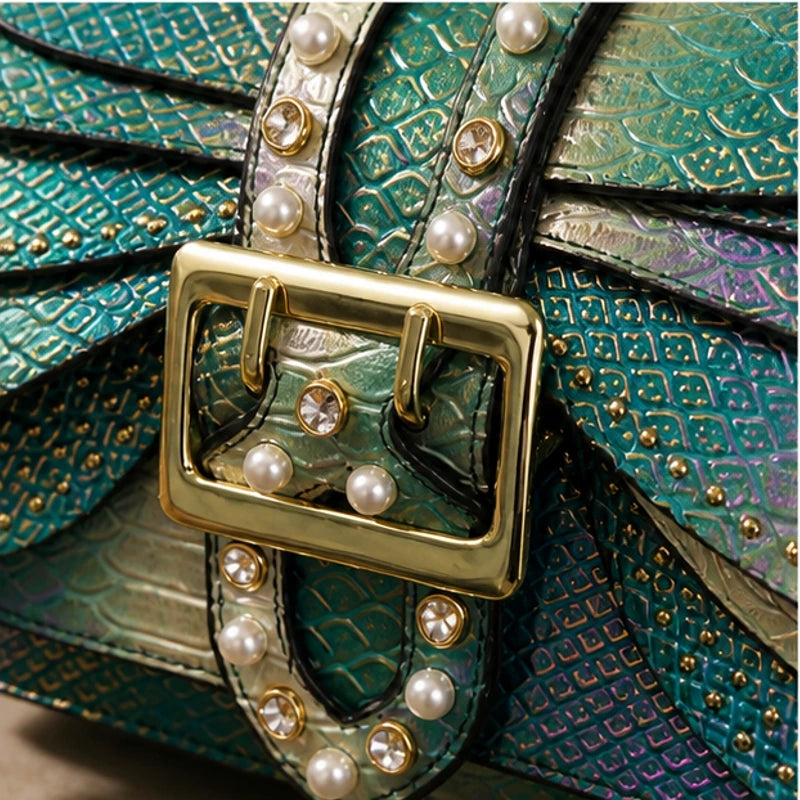 Aeshna Leather Crossbody Bag - Green - vegan leather - Brondals - Image 3