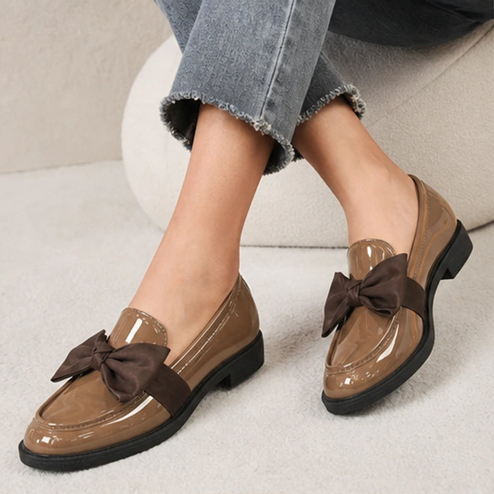 Jolie Patent Bow Loafer - Brown - vegan leather - Brondals - Image 5