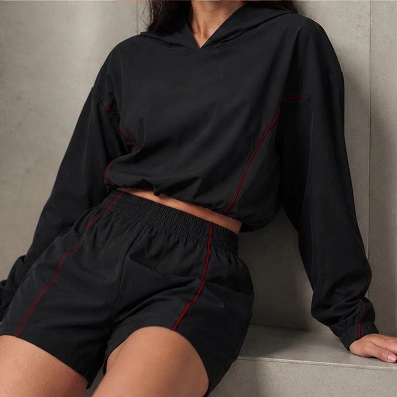 Maelle Cropped Hoodie Shorts Training Set - Black & Red - two-piece set - Brondals - Image 4