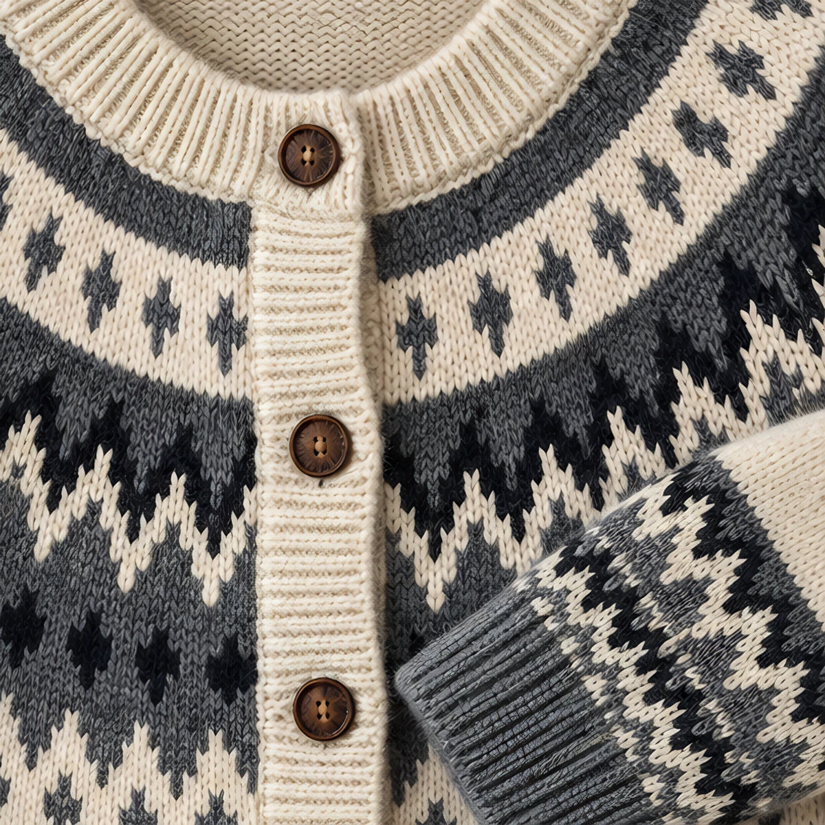Theodora Women's Fair Isle Yoke Cardigan - Beige - relisted - Brondals - Image 4