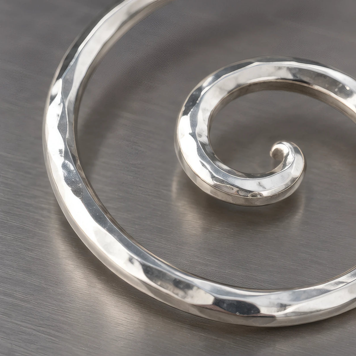 Willa Sculptural Spiral Hoop Earrings - Silver - jewelry - Brondals - Image 3