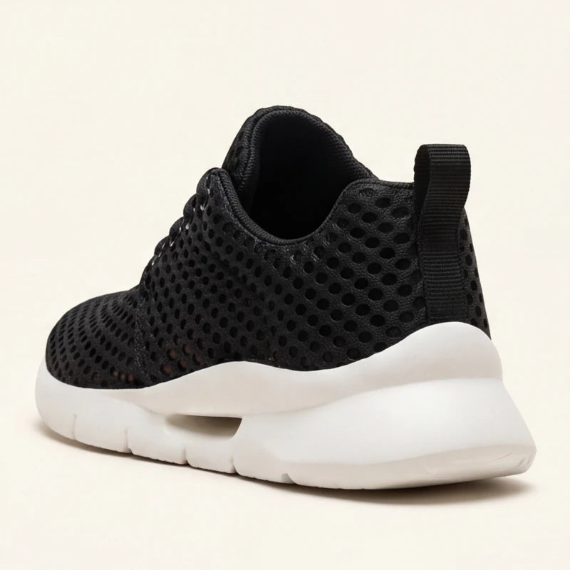 AiroLite Mesh Sneaker - Black - lightweight sneakers - Brondals - Image 4