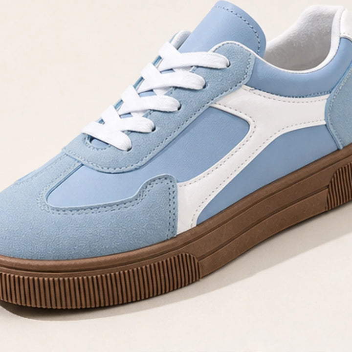 Isla Colorblock Low-Top Sneaker - Powder Blue - Sneakers - Brondals - Image 1
